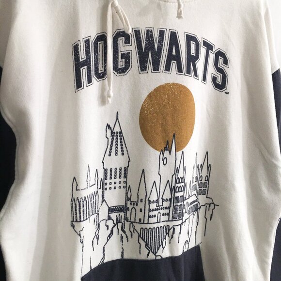 Harry Potter Hogwarts Hooded Sweatshirt - Picture 2 of 4